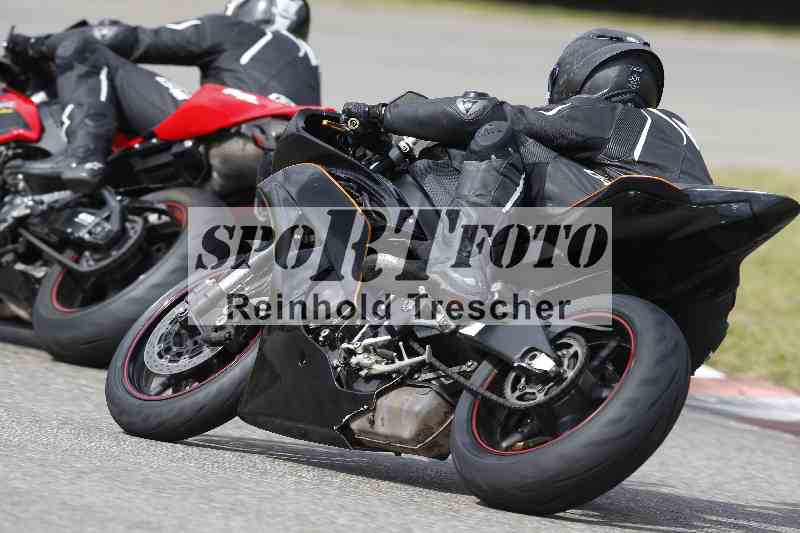 /14 25.04.2024 TZ Motorsport Training ADR/Gruppe gruen/18
